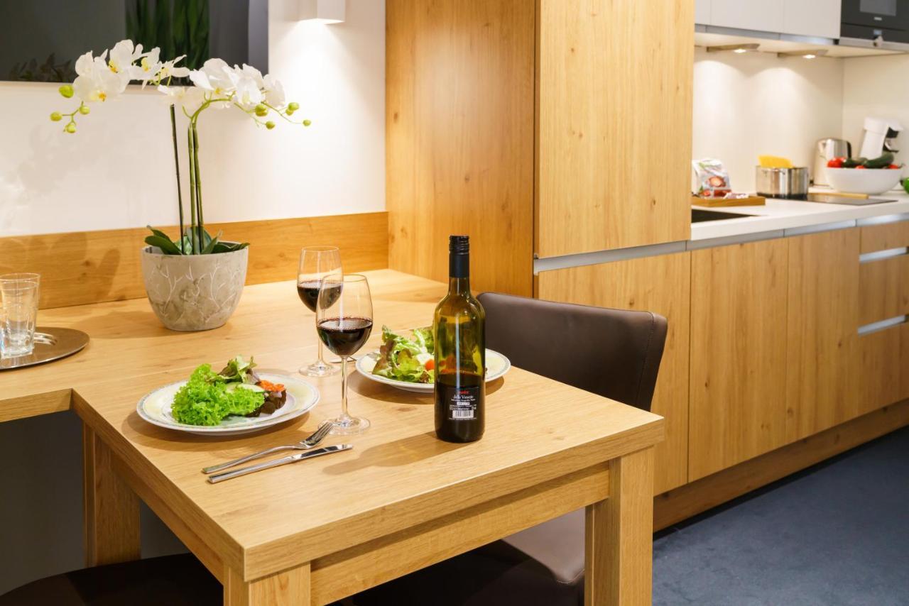 Inhouse - Wohnen Auf Zeit Aparthotel Ingolstadt Exteriör bild